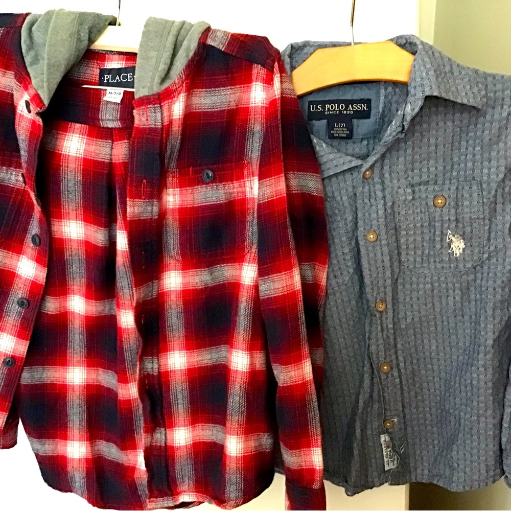 Children’s Hoodie Children’s place size 7-8 (Polo Assn. Button down)